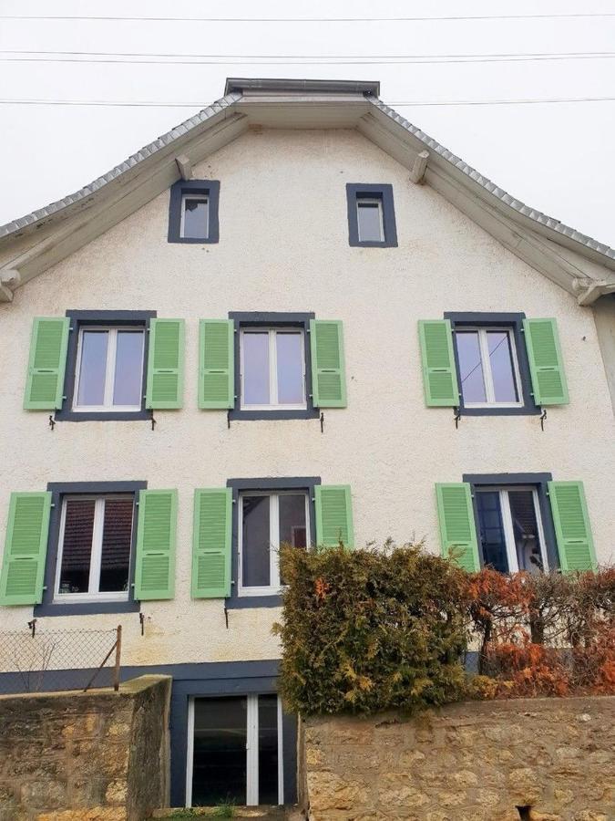 Au Petit Bonheur Courgenay Exterior photo